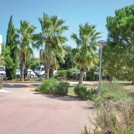 1 Bedroom Awesome In